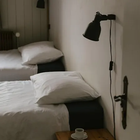 Chataigne - Shared Catered Bed & Breakfast