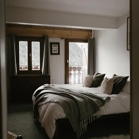 Bed & Breakfast Chataigne - Shared Catered Châtel